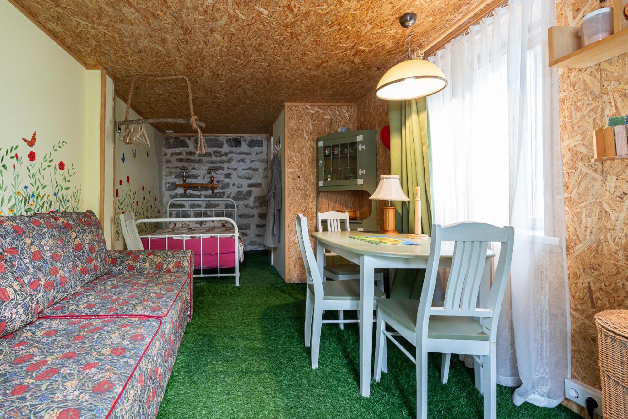 City Center Garden Camping Талин Екстериор снимка