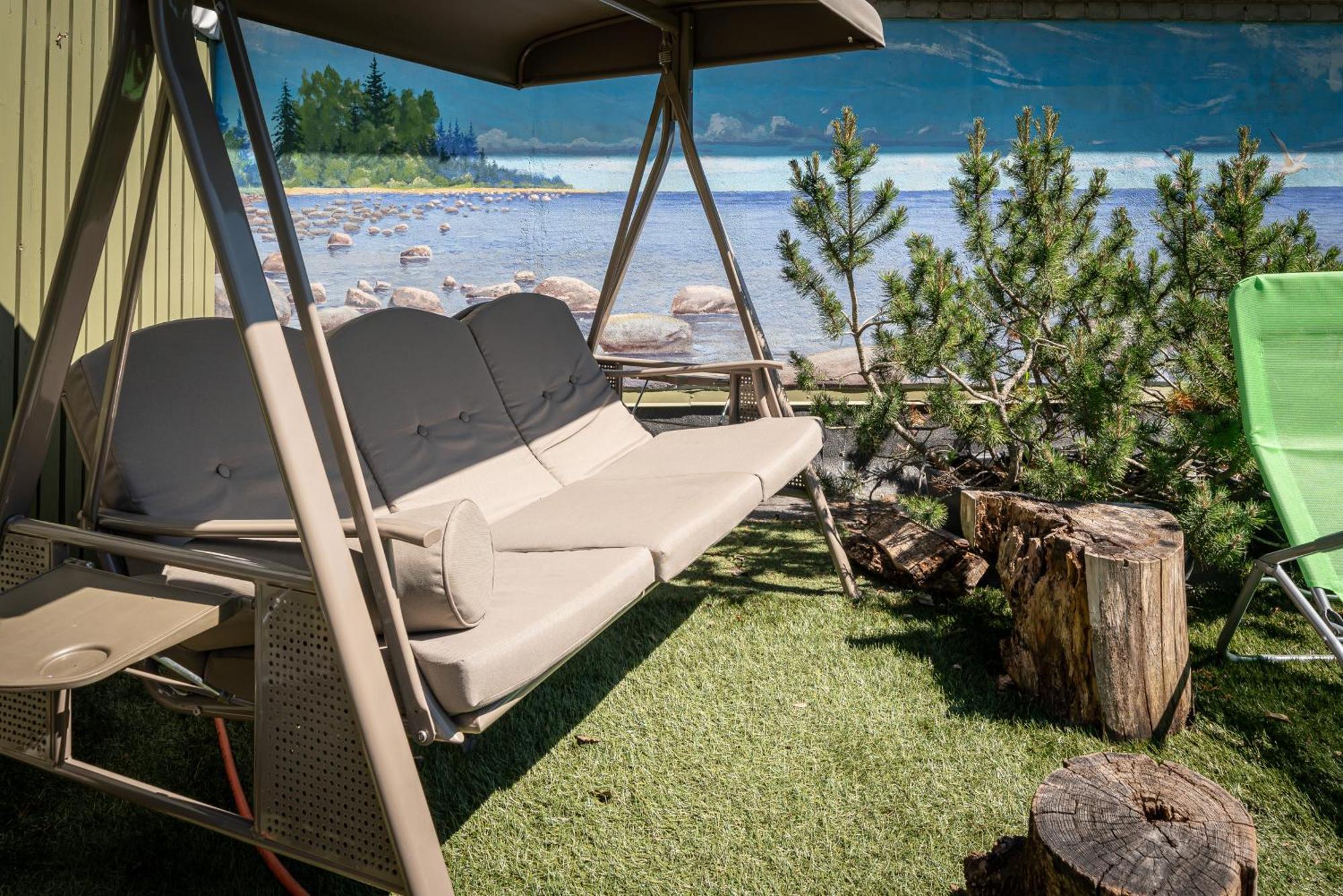 City Center Garden Camping Талин Екстериор снимка